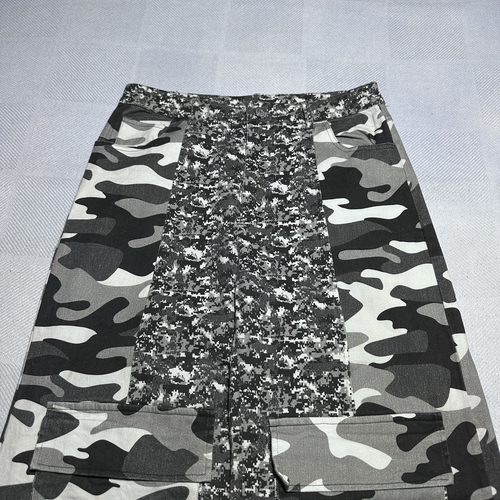 Akira Cargo Pants Womens‎ Multi Camo Baggy Wide Leg High Rise Y2K Streetwear - Picture 2 of 15